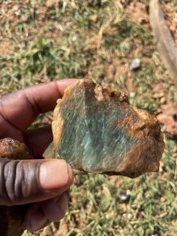 Natural Green Rutile Quartz Stone – Fibrous Green Inclusions from Zimbabwe